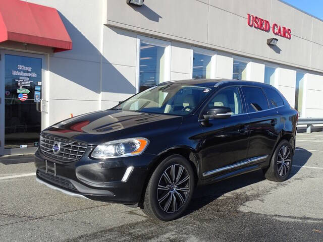 2017 Volvo XC60 for sale at KING RICHARDS AUTO CENTER in East Providence RI