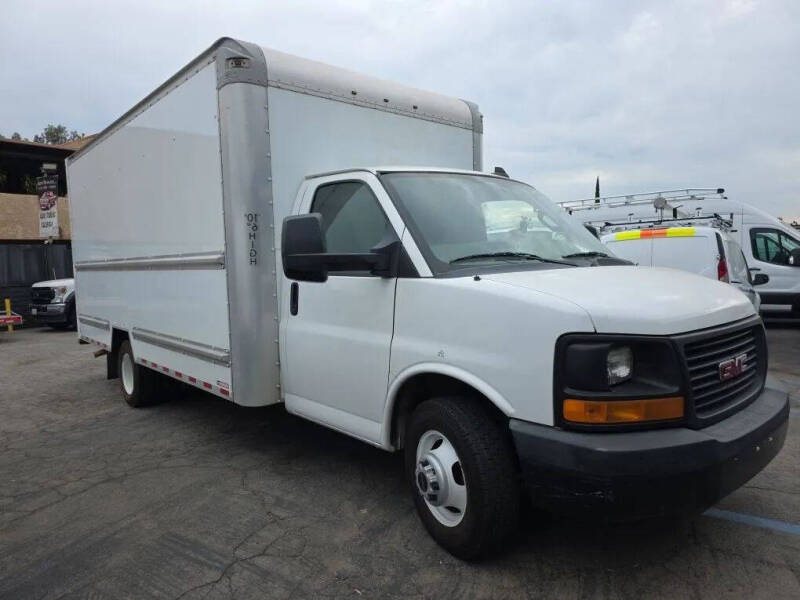 2016 GMC Savana 3500