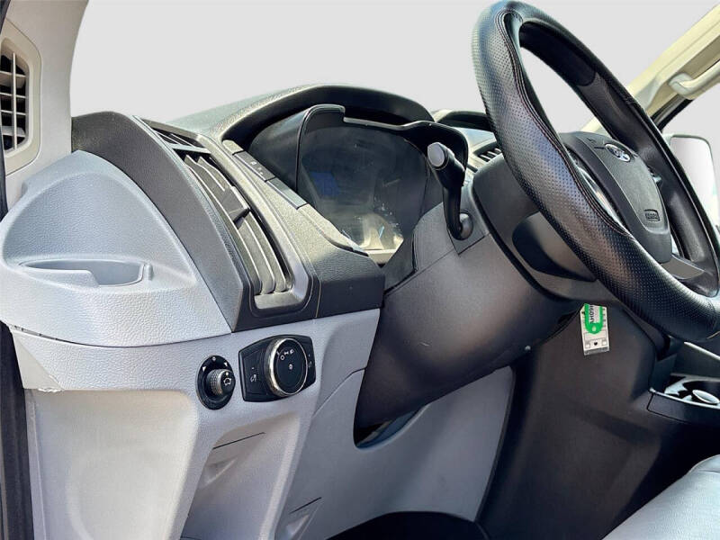 2019 Ford Transit