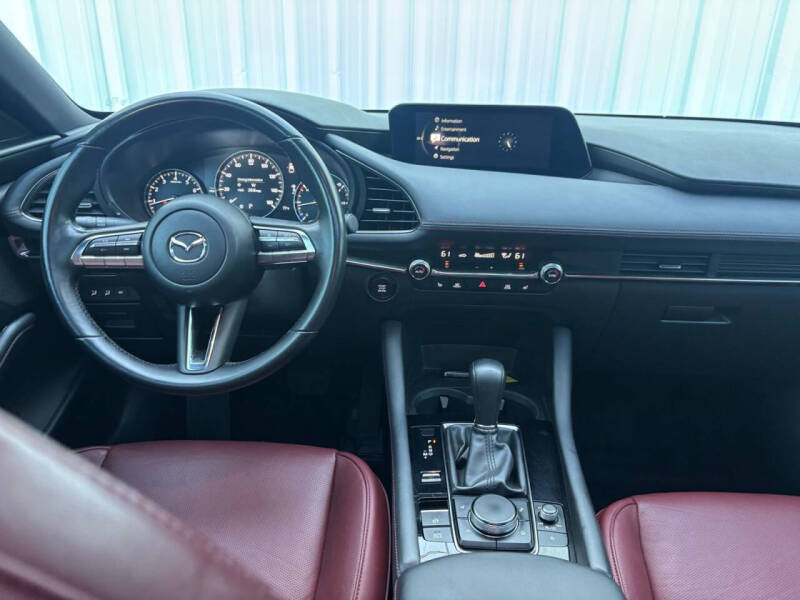 2023 Mazda Mazda3 Hatchback 2.5 S Carbon Edition