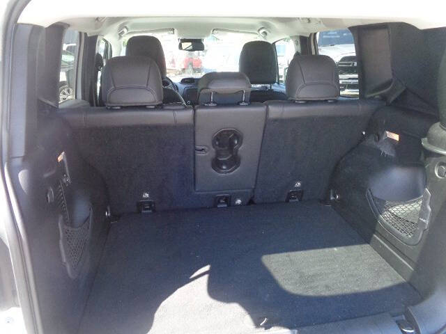 2017 Jeep Renegade Deserthawk