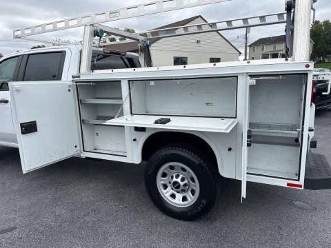 2022 GMC SIERRA UTILITY
