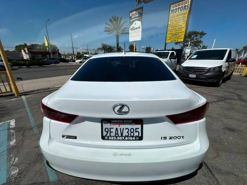 2016 Lexus IS 200t