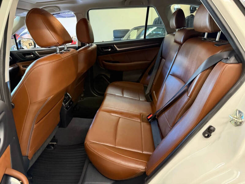 2017 Subaru Outback 3.6R Touring