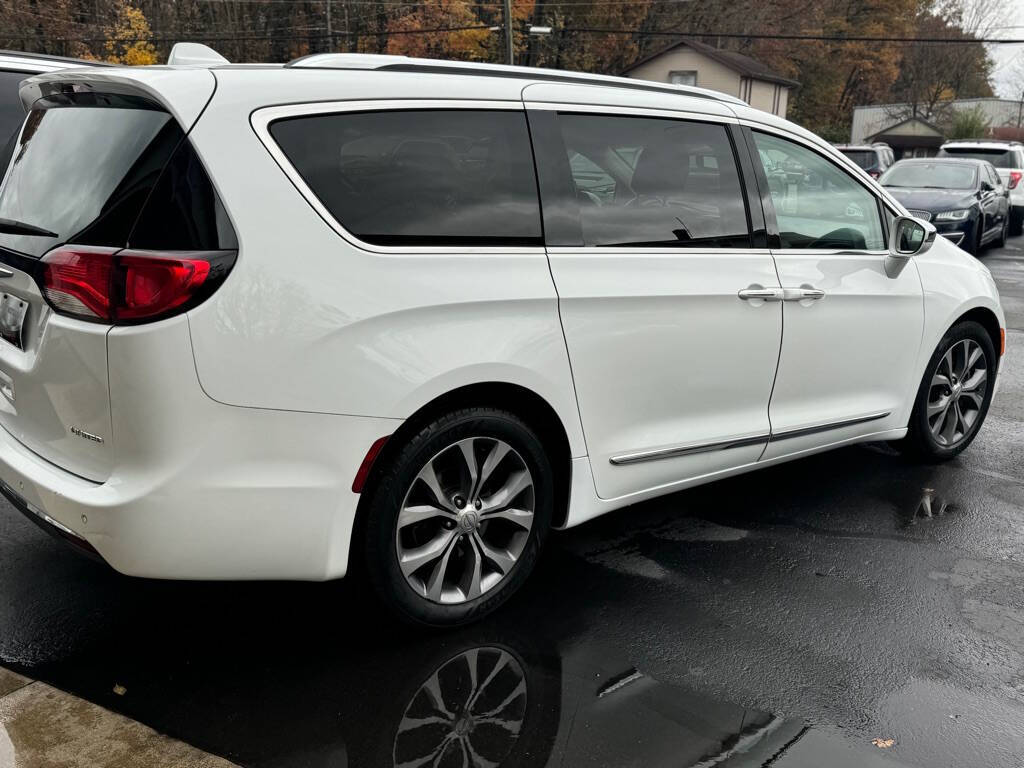 2018 Chrysler Pacifica for sale at Legit Motors in Elkhart, IN