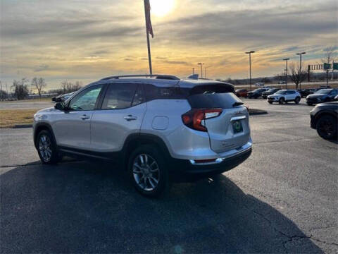 2022 GMC Terrain SLT