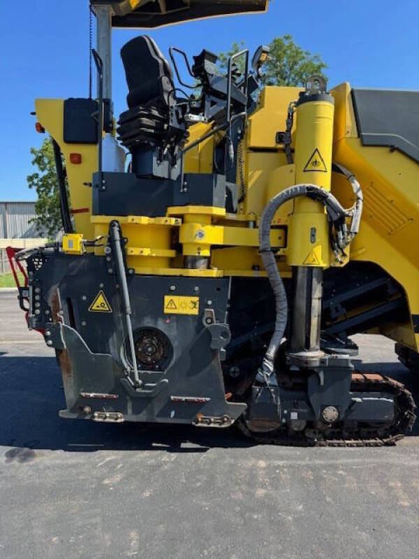 2015 BOMAG BM1200/35 TRACKED COLD PLANNER