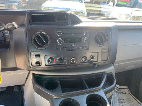 2012 Ford E-Series E-150