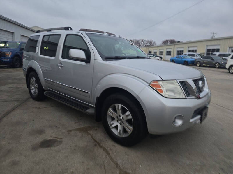 2012 Nissan Pathfinder Silver Edition