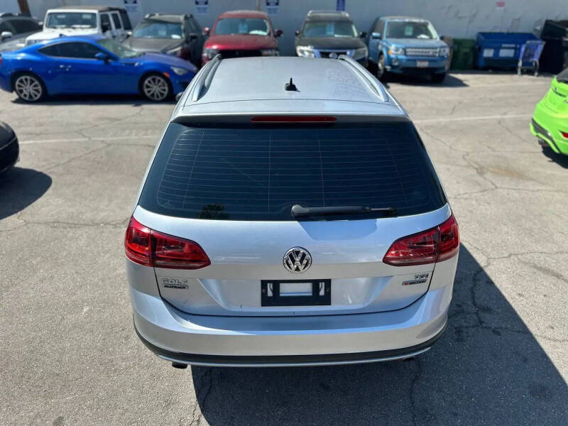 2017 Volkswagen Golf Alltrack