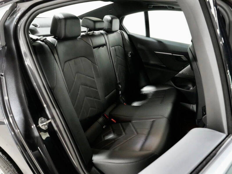 2024 BMW 5 Series 530i