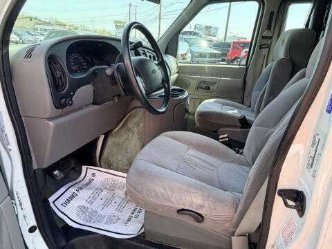 1999 Ford E-Series E-150