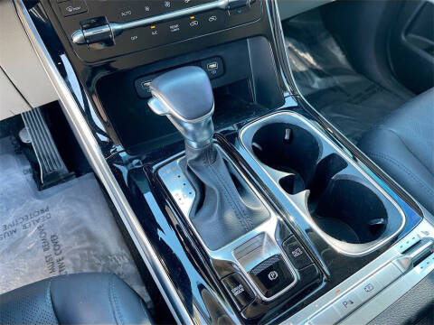 2024 Kia Carnival SX