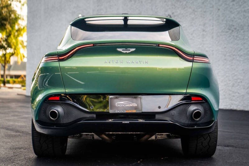 2021 Aston Martin DBX