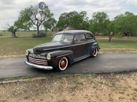 1946 Ford Deluxe