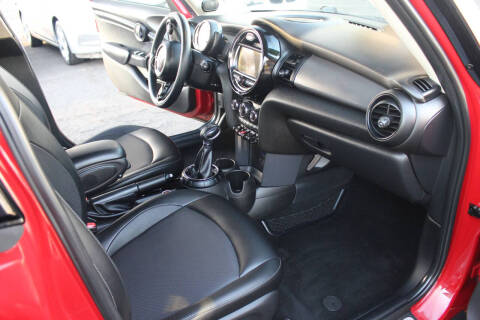 2016 MINI Hardtop 4 Door Cooper
