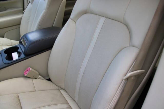 2018 Lincoln MKT Reserve