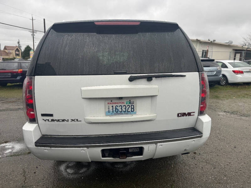 2009 GMC Yukon XL Denali
