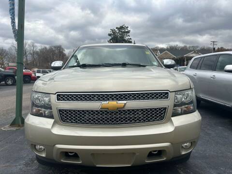 2014 Chevrolet Suburban for sale at Huck´s Auto Sales Inc in Cape Girardeau MO