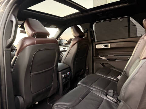 2020 Ford Explorer Platinum