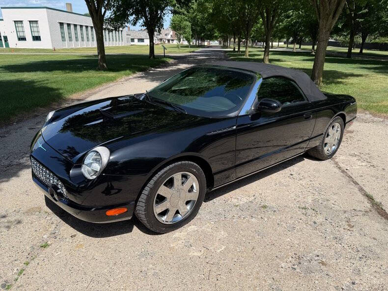 2002 Ford Thunderbird Deluxe