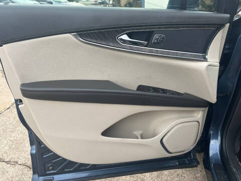 2019 Lincoln Nautilus Select