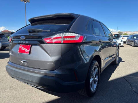 2022 Ford Edge SE