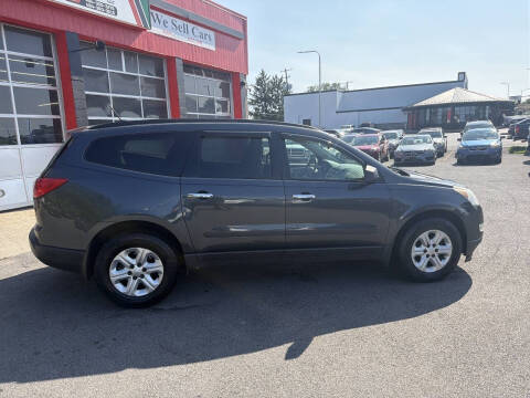 2012 Chevrolet Traverse LS