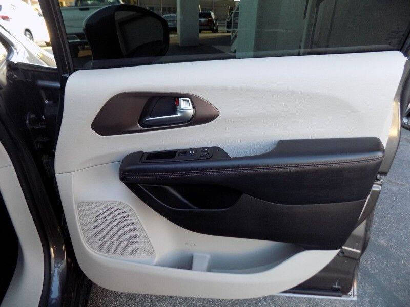 2019 Chrysler Pacifica Touring Plus