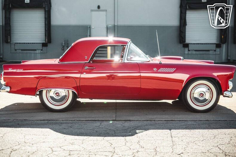 1955 Ford Thunderbird