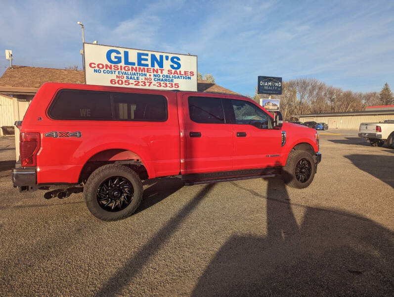 2021 Ford F-350 Super Duty XLT's photo