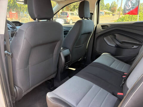 2019 Ford Escape S