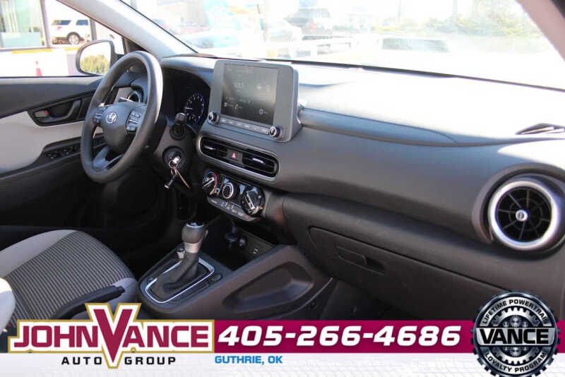 2023 Hyundai Kona SE