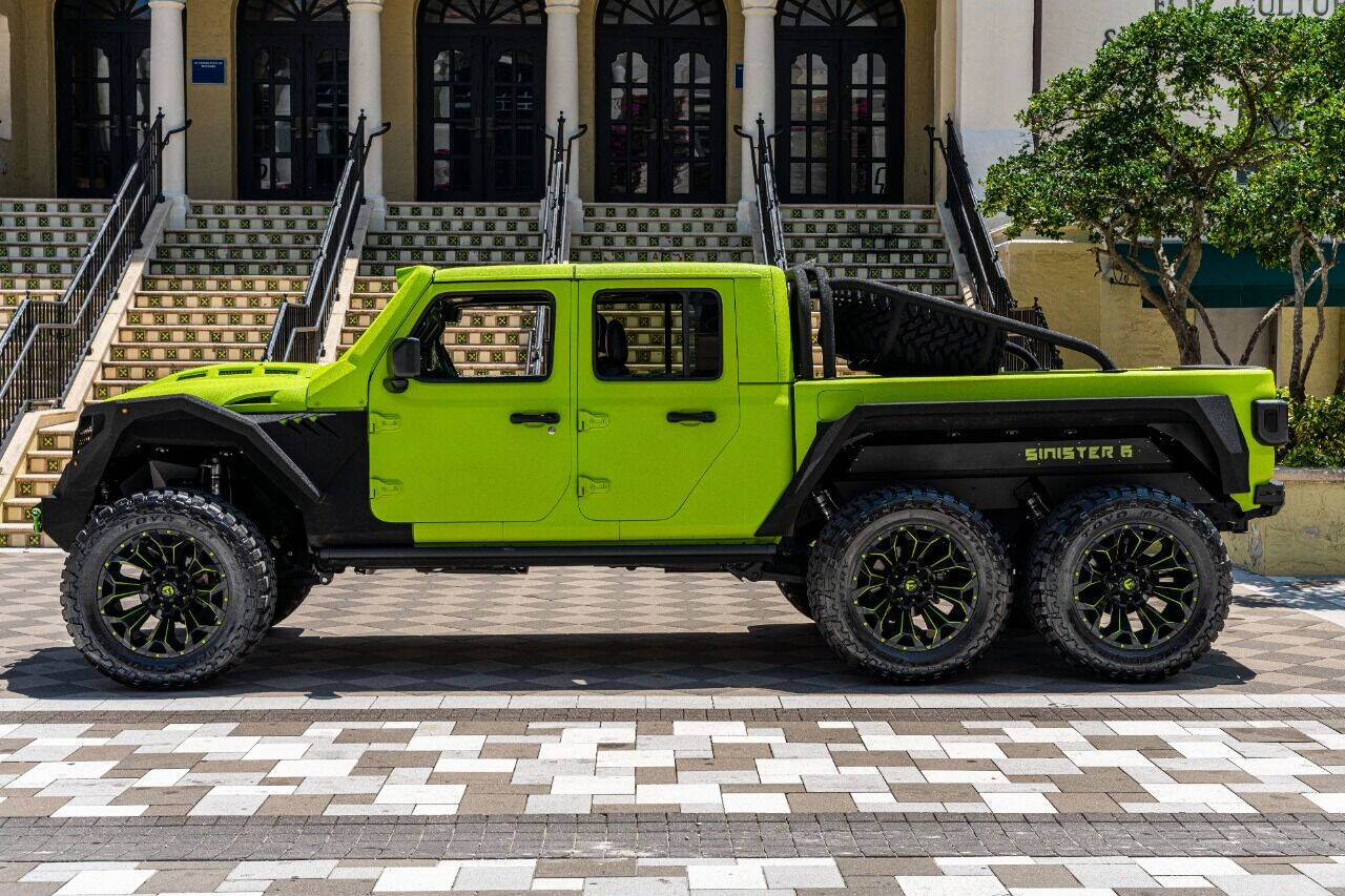 2022 JEEP Gladiator Pickup - $147,995