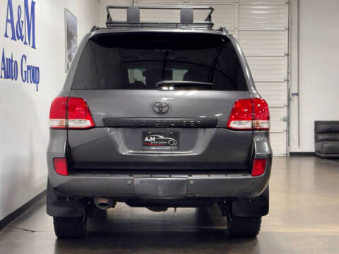 2011 Toyota Land Cruiser