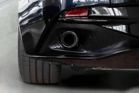 2025 Aston Martin DB12 V8