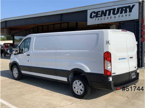 2025 Ford E-Transit 350