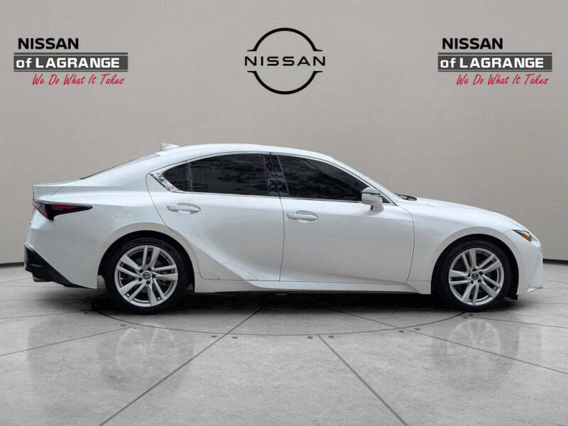 2023 Lexus IS 300
