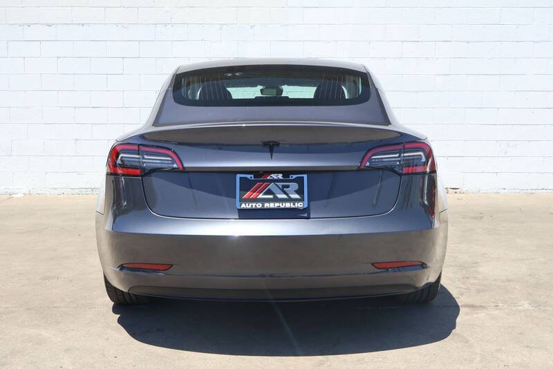 2019 Tesla Model 3 Standard Range Plus