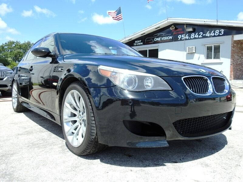 2006 BMW M5  - $18,900