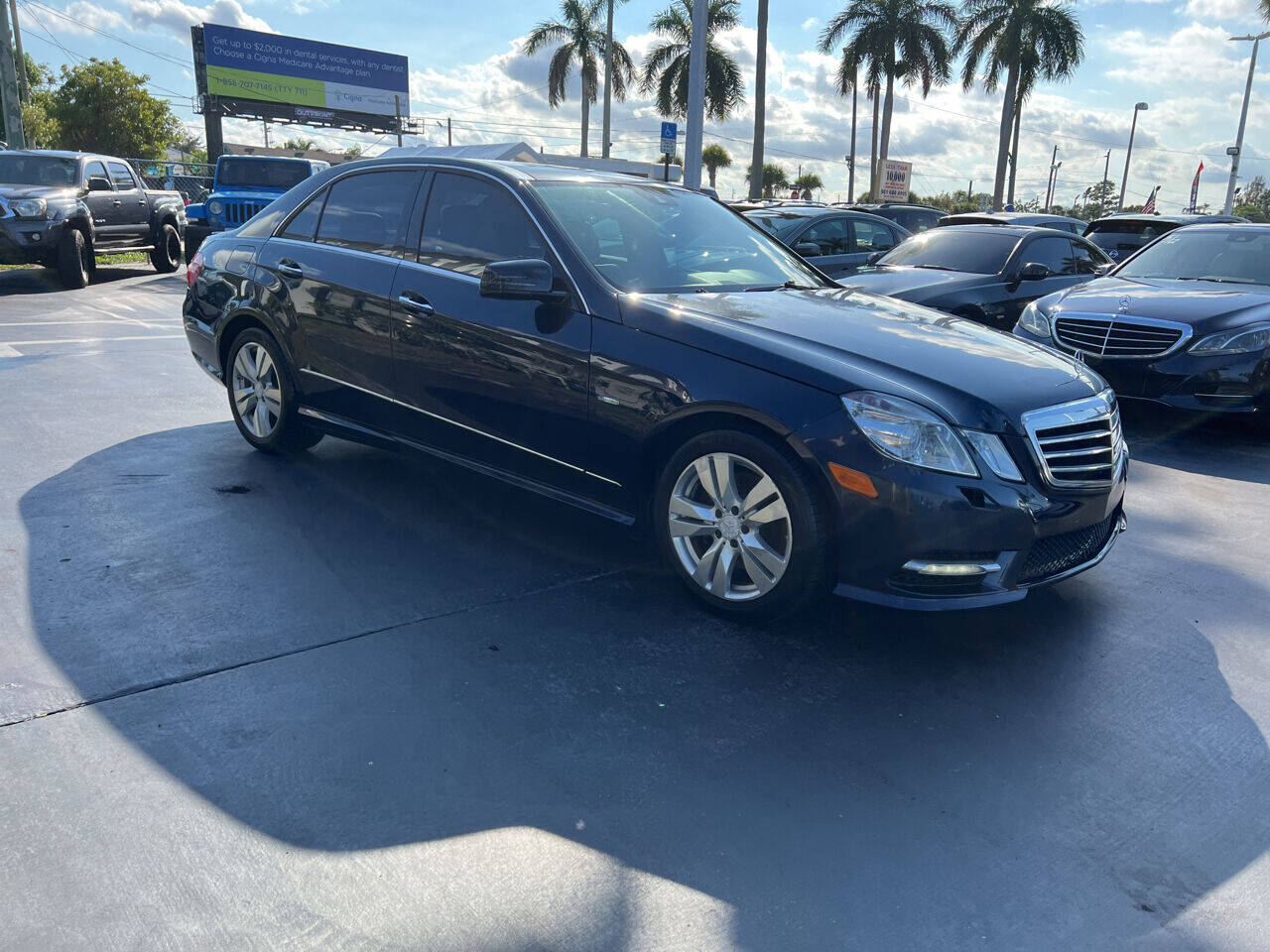 2012 MERCEDES-BENZ E-Class Sedan - $9,900