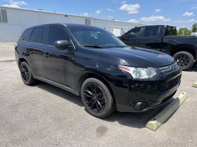 2014 Mitsubishi Outlander ES