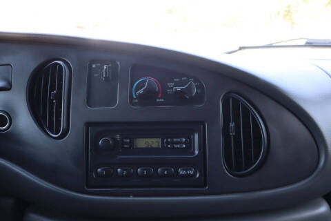 2006 Ford E-Series E-250