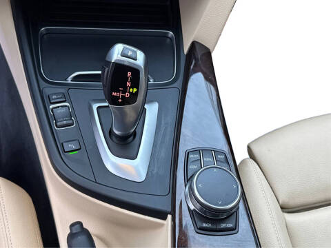 2018 BMW 3 Series 320i xDrive