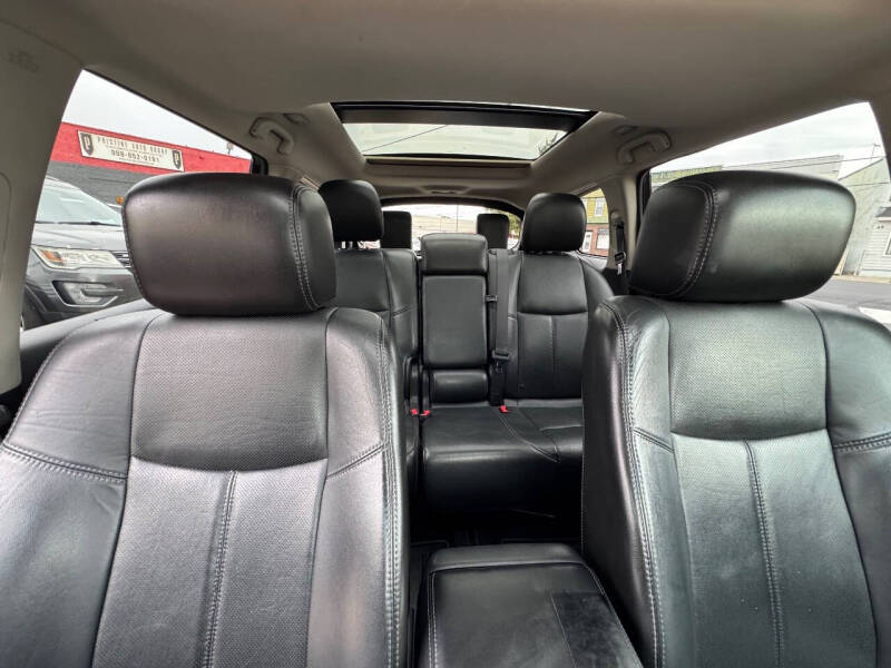 2013 Nissan Pathfinder Platinum