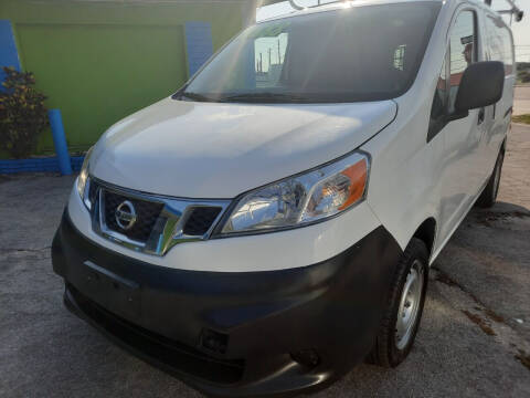 2019 Nissan NV200 for sale at Autos by Tom in Largo FL