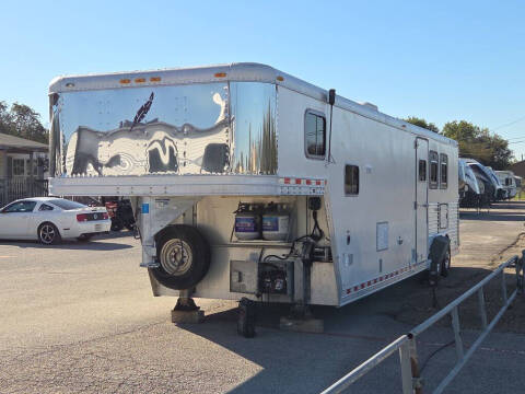 2000 Featherlite Trailer 8587