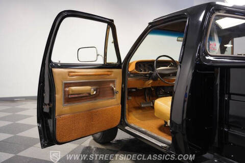 1977 Dodge D100 Pickup