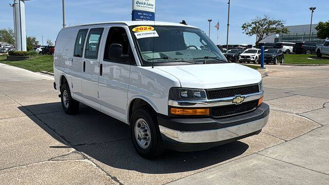 2024 Chevrolet Express 2500