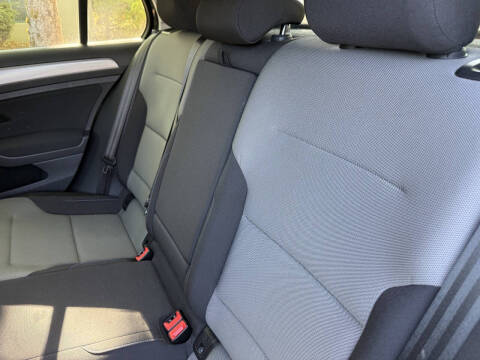 2016 Volkswagen e-Golf SE